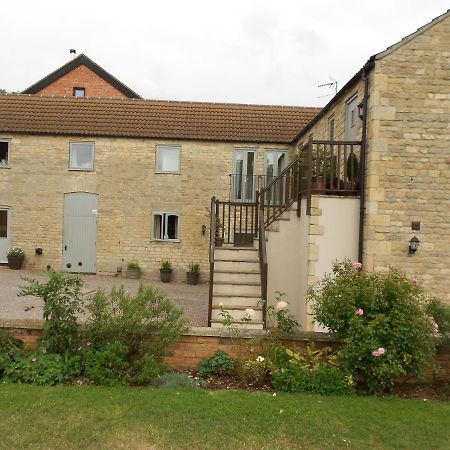 Hotel Willoughby Arms Little Bytham Exterior foto